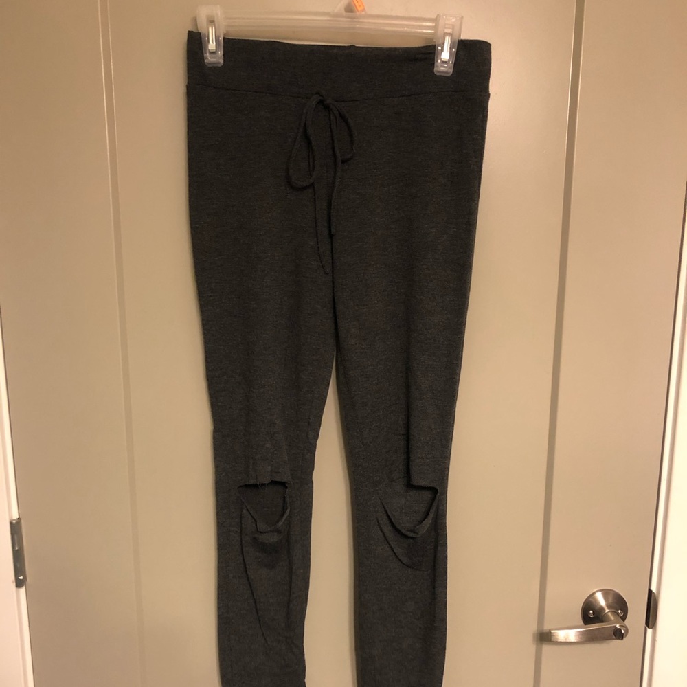 FASHIONNOVA LEGGINGS